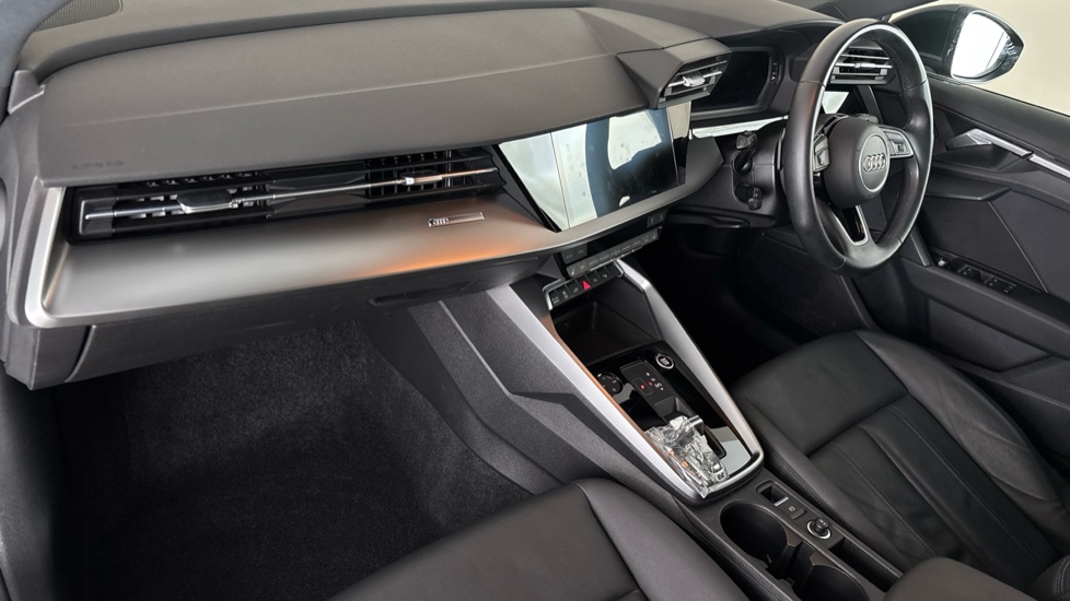 AUDI A3 Image 10