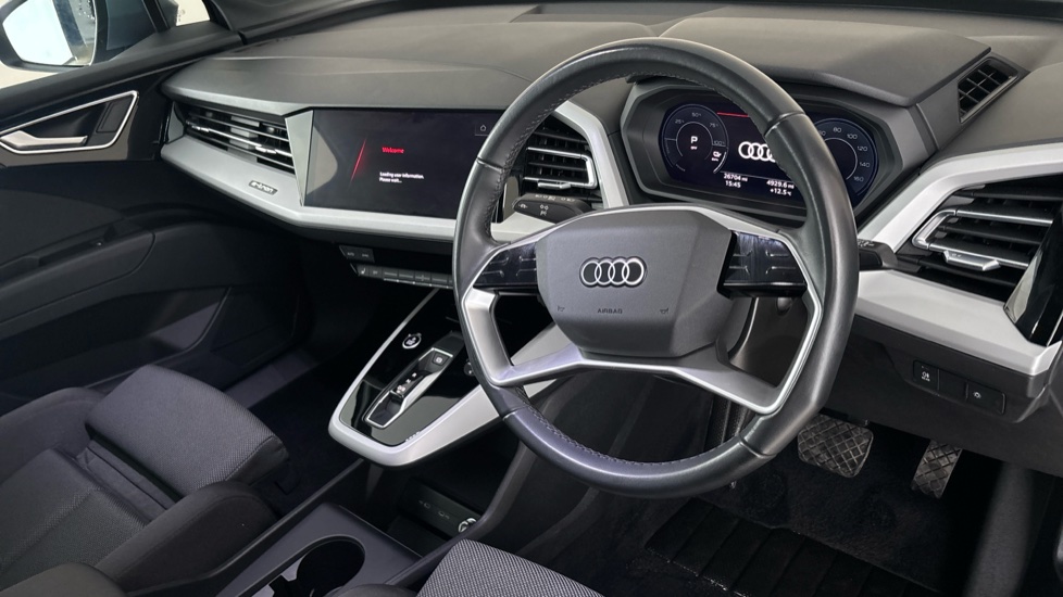 AUDI Q4 Image 9