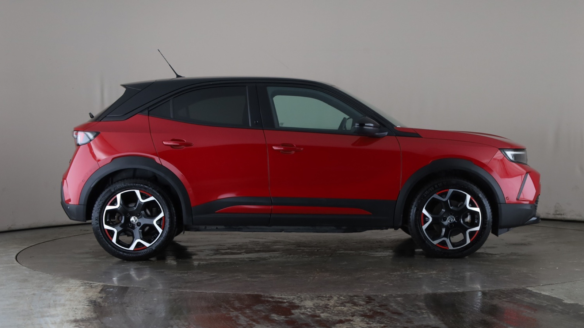 4049087 100kW SRi Nav Premium 50kWh 5dr Auto