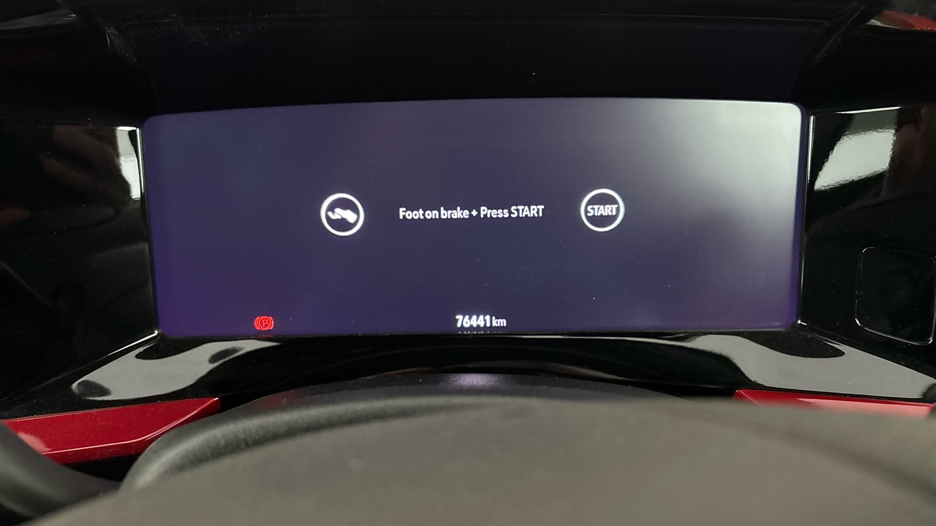 4049087 100kW SRi Nav Premium 50kWh 5dr Auto