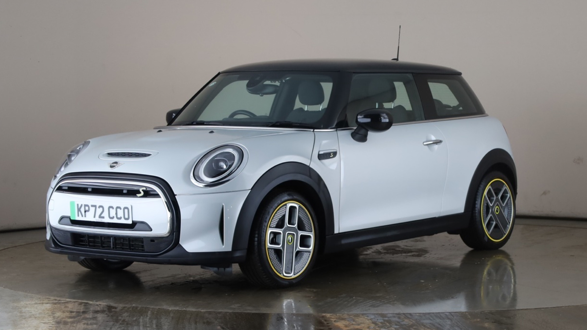Mini Hatchback Electric 135kW Cooper S Level 2 33kWh 3dr Auto