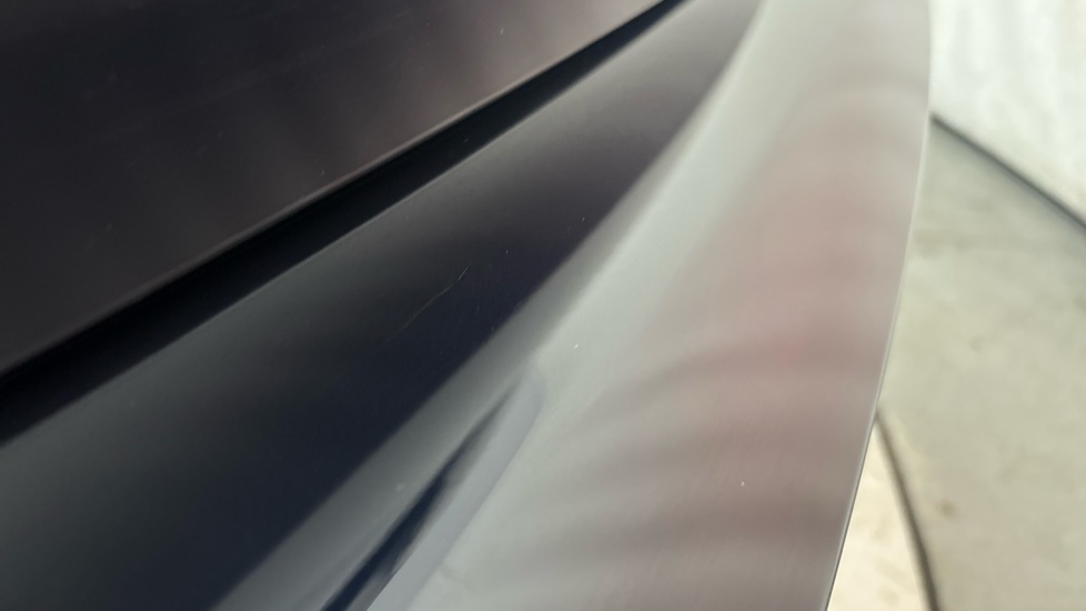 BMW iX3 scratches and chips