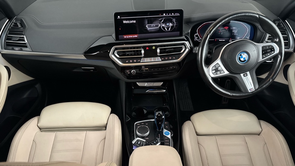 BMW iX3 Image 11