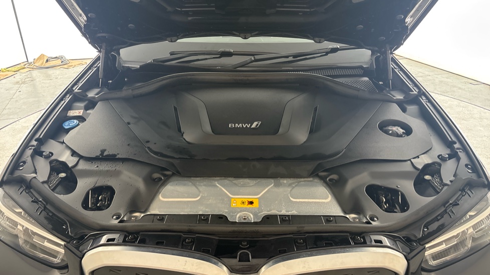 BMW iX3 Image 16