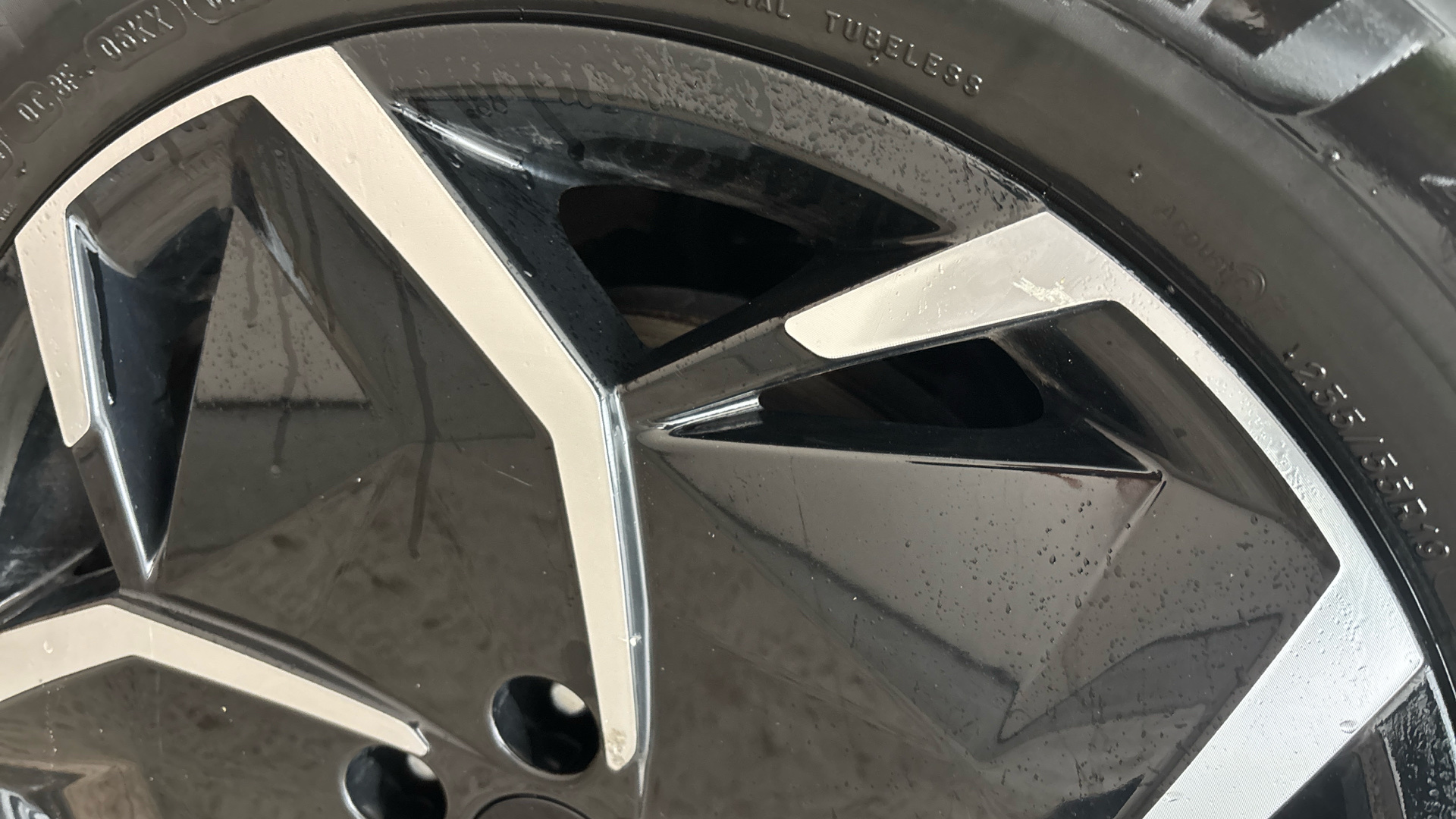 4020656 160kW Premium 73 kWh 5dr Auto