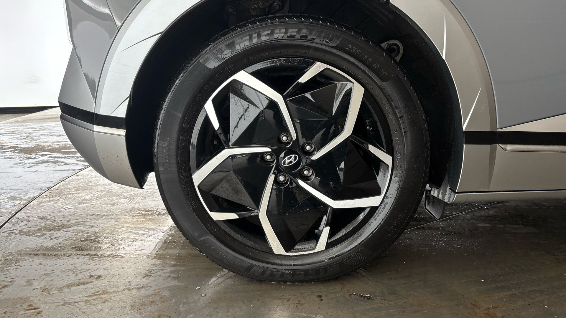 4020656 160kW Premium 73 kWh 5dr Auto