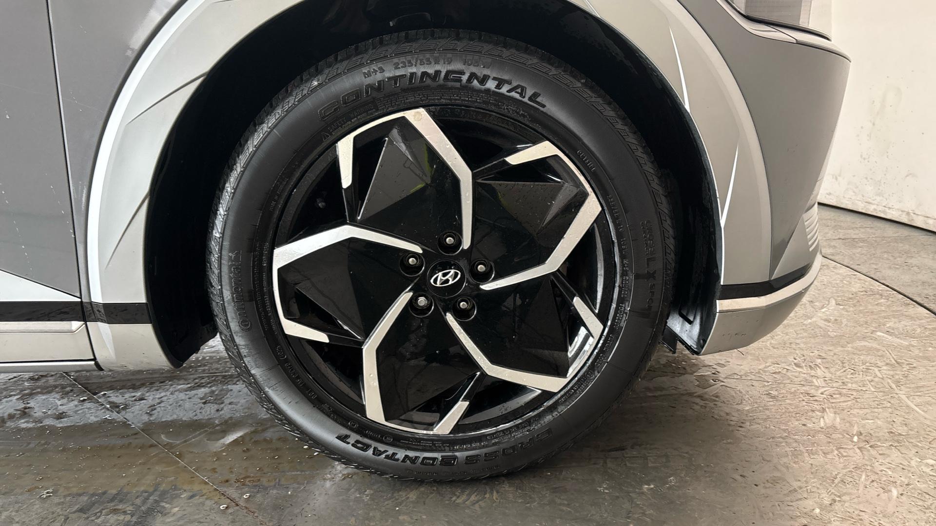 4020656 160kW Premium 73 kWh 5dr Auto