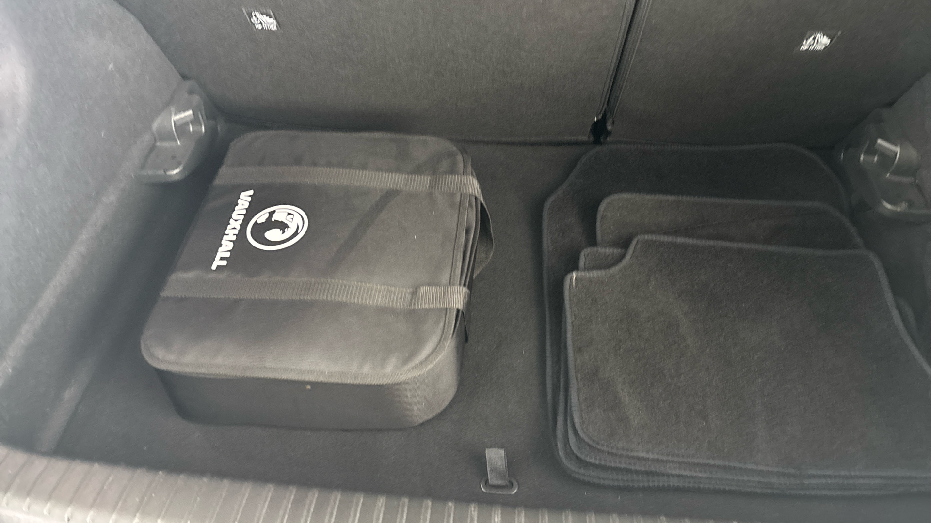 4020808 100kW SRi Premium 50kWh 5dr Auto