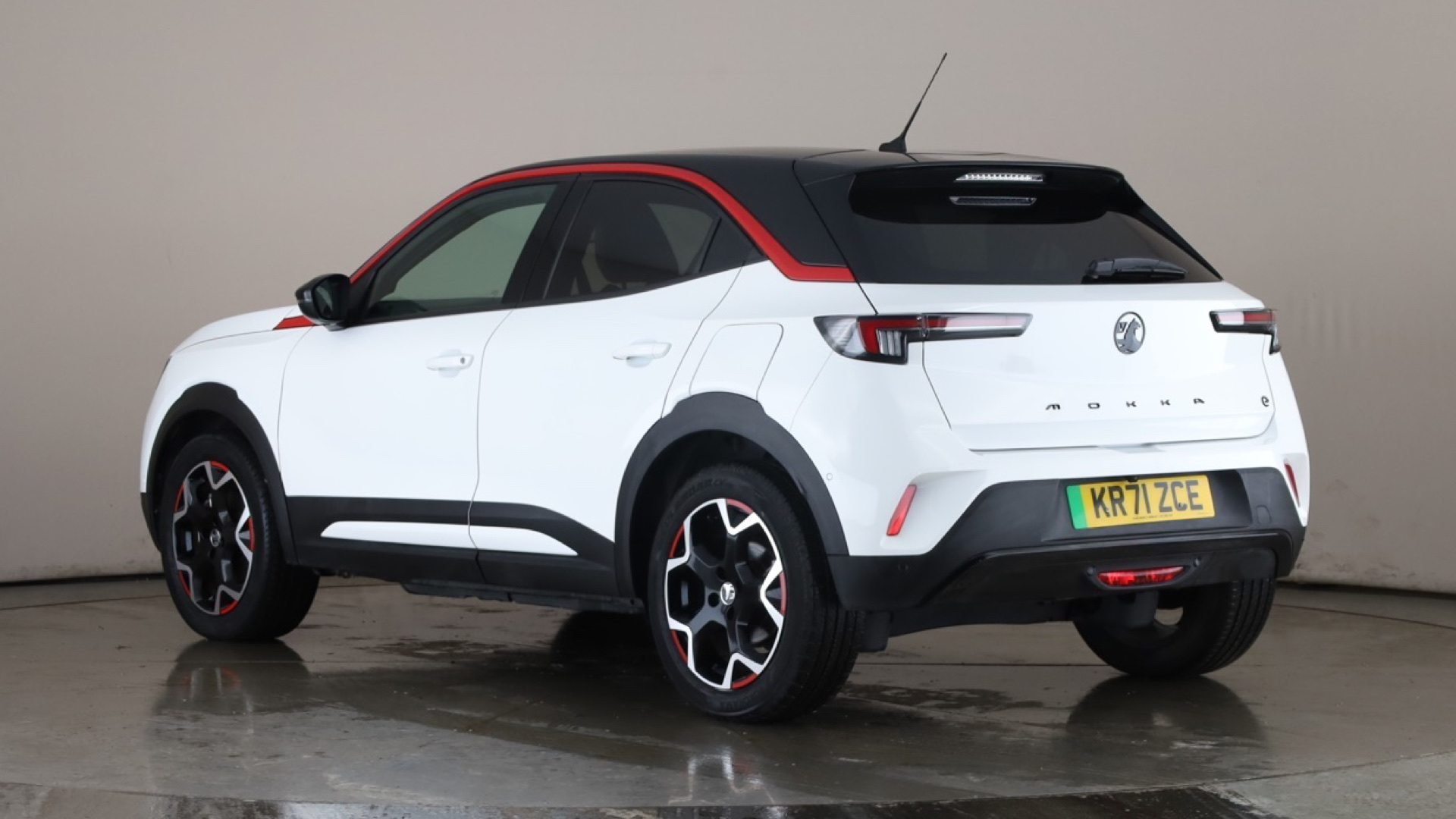 4020840 100kW SRi Premium 50kWh 5dr Auto