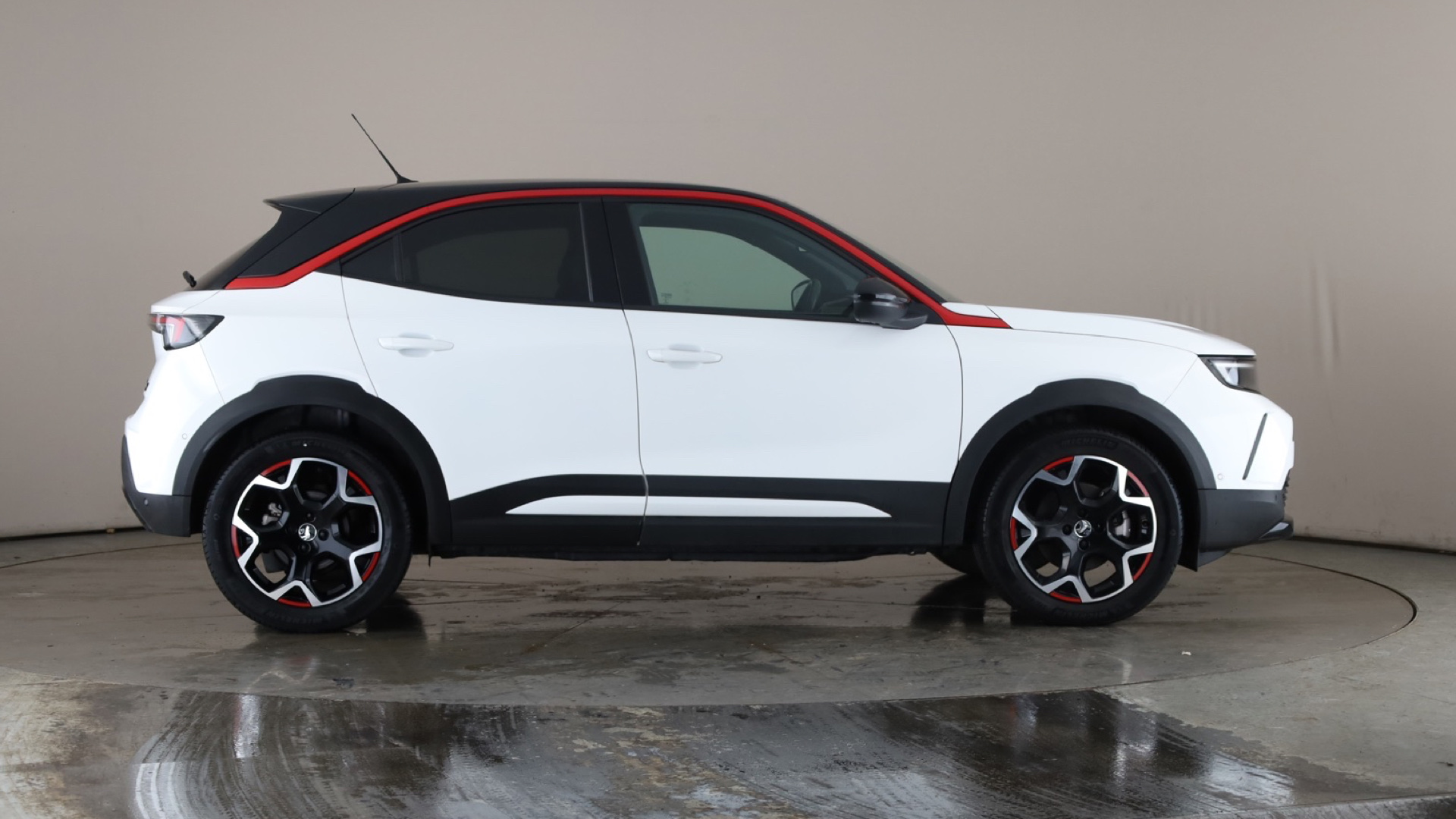 4020840 100kW SRi Premium 50kWh 5dr Auto