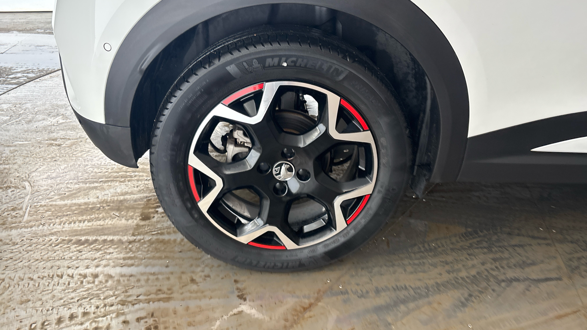 4020840 100kW SRi Premium 50kWh 5dr Auto