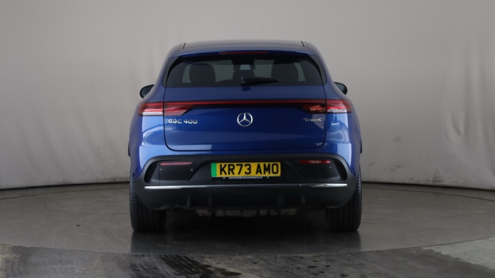 MERCEDES EQC Image 4