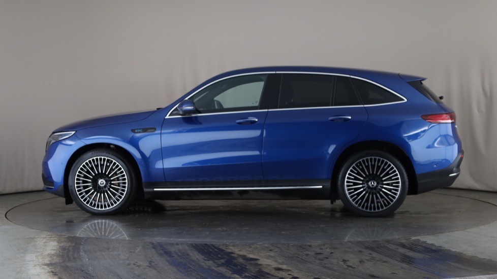 MERCEDES EQC Image 2