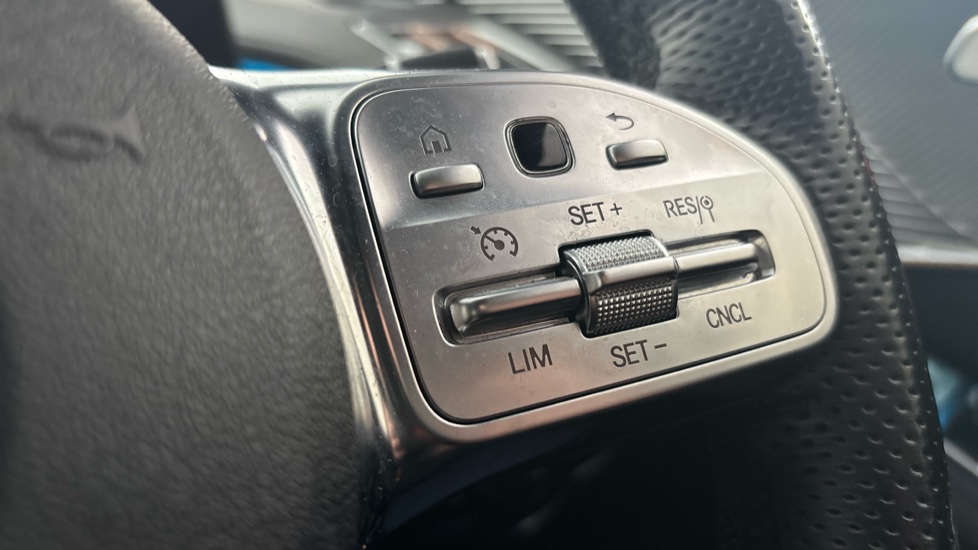 MERCEDES EQC cruise control