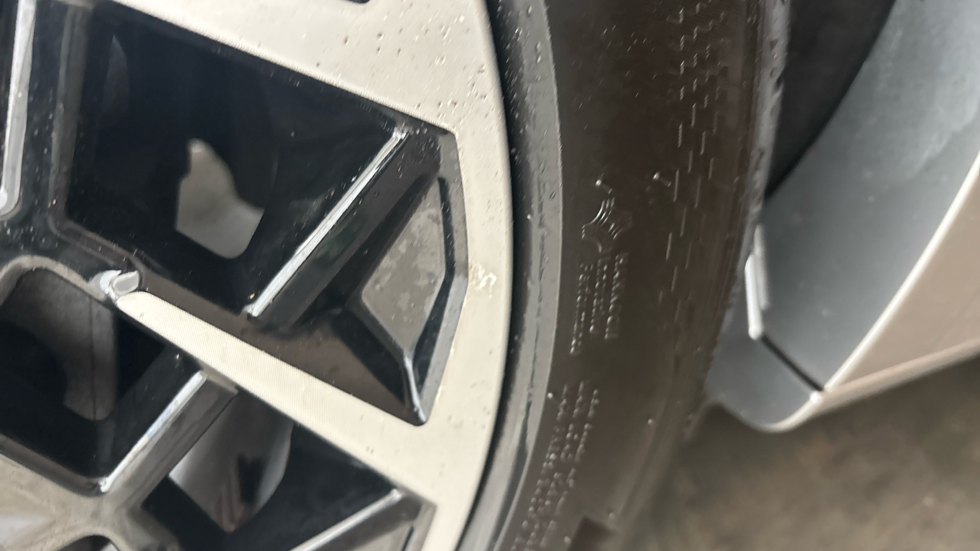 Hyundai Ioniq 5 168kW Ultimate 77 kWh 5dr Auto Tech