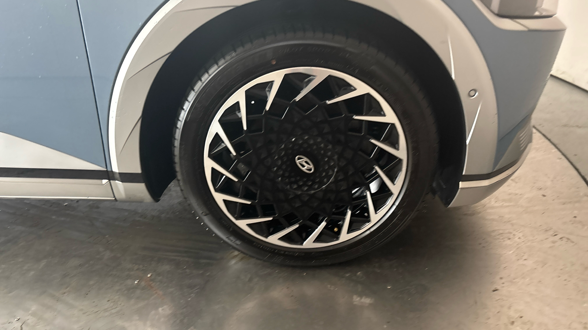 Hyundai Ioniq 5 168kW Ultimate 77 kWh 5dr Auto Tech