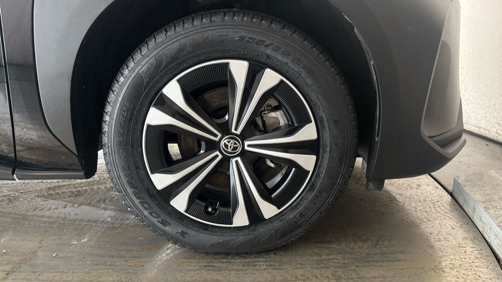 TOYOTA BZ4X Image 20