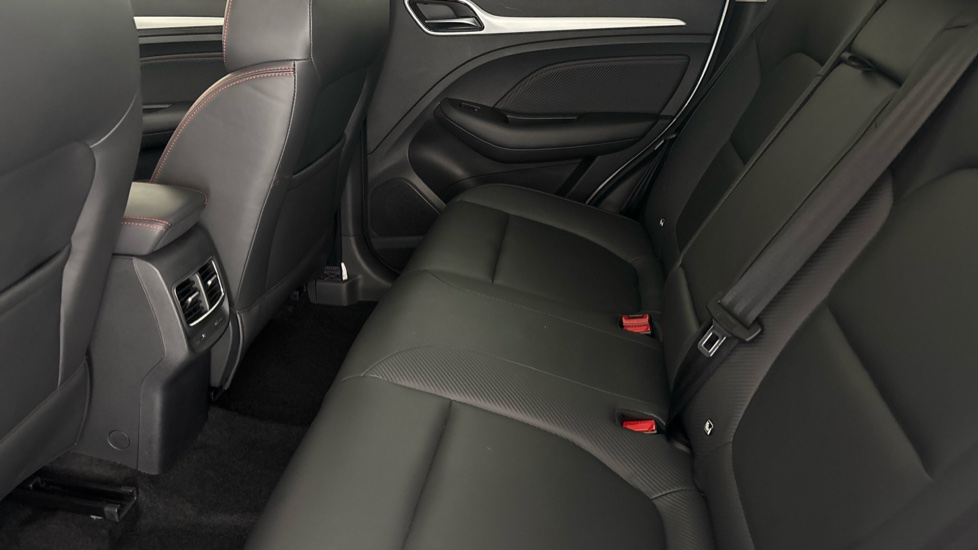 MG ZS Image 14