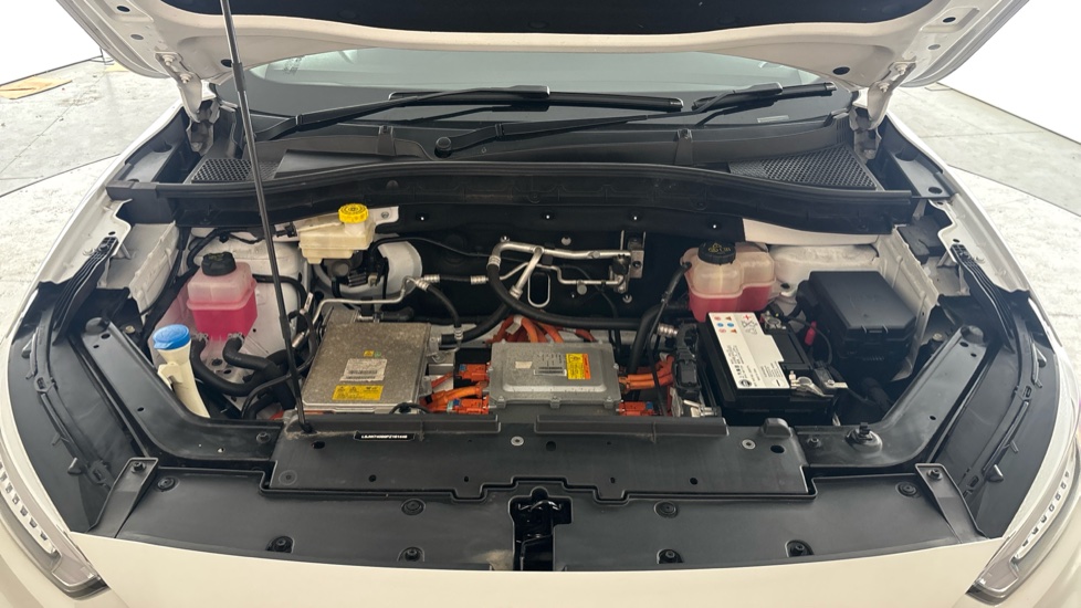 MG ZS Image 16