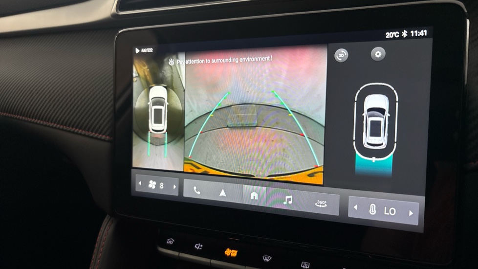 MG ZS reverse camera
