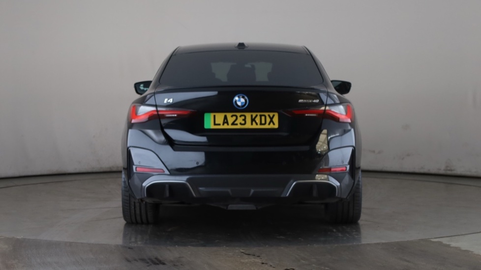 BMW I4 Image 4