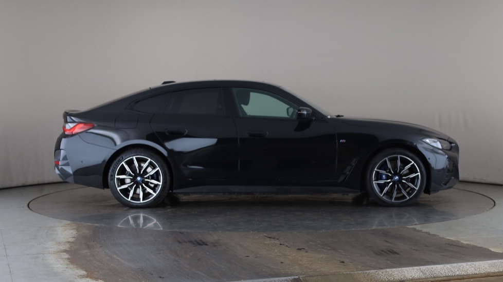 BMW I4 Image 6