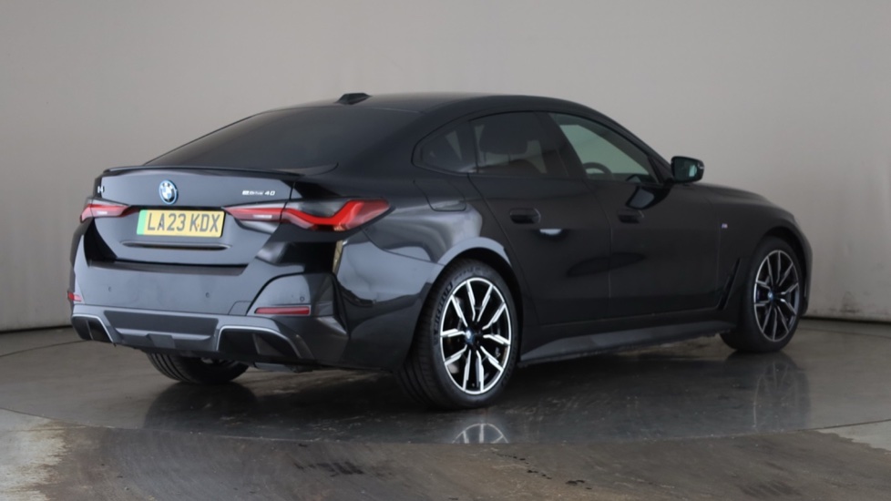 BMW I4 Image 5