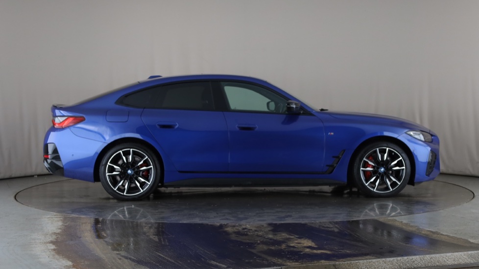 BMW I4 Image 6