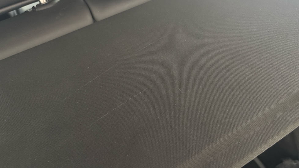 BMW I4 Scuff