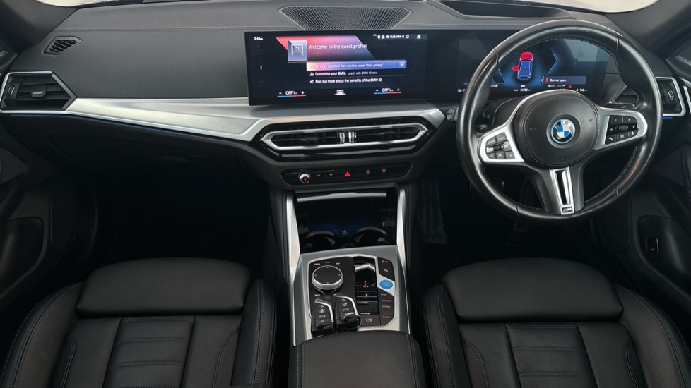 BMW I4 Image 11