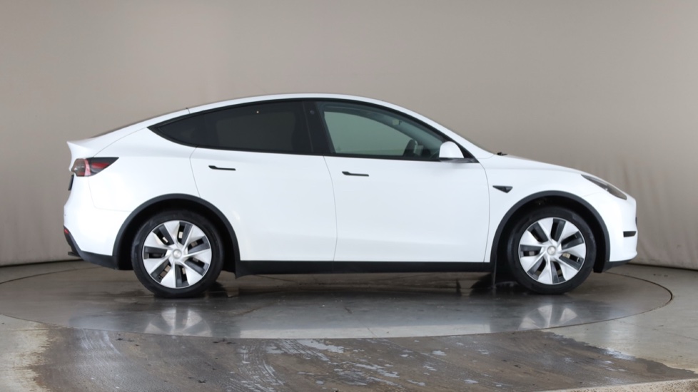 TESLA MODEL Y Image 6
