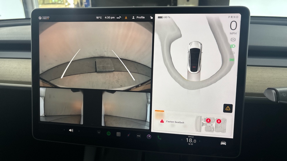 TESLA MODEL Y reverse camera