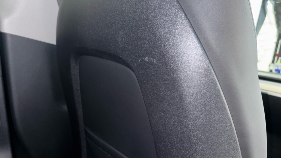 TESLA MODEL Y Scuff