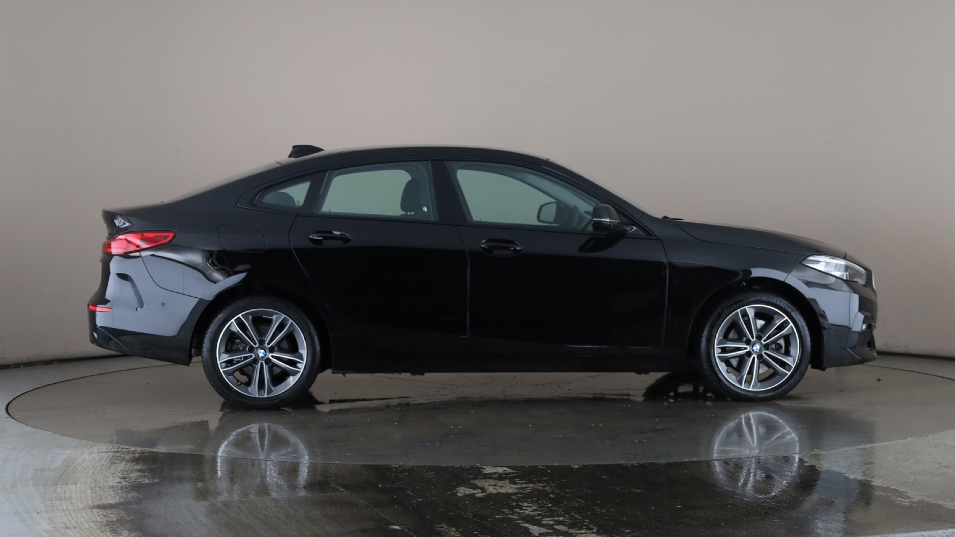 4020914 218i [136] Sport 4dr DCT [Live Cockpit Prof]