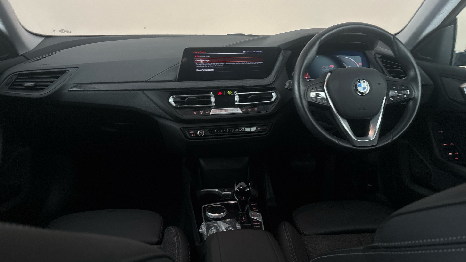 4020914 218i [136] Sport 4dr DCT [Live Cockpit Prof]