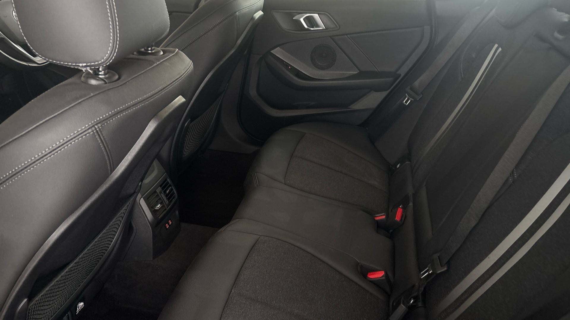 4020914 218i [136] Sport 4dr DCT [Live Cockpit Prof]