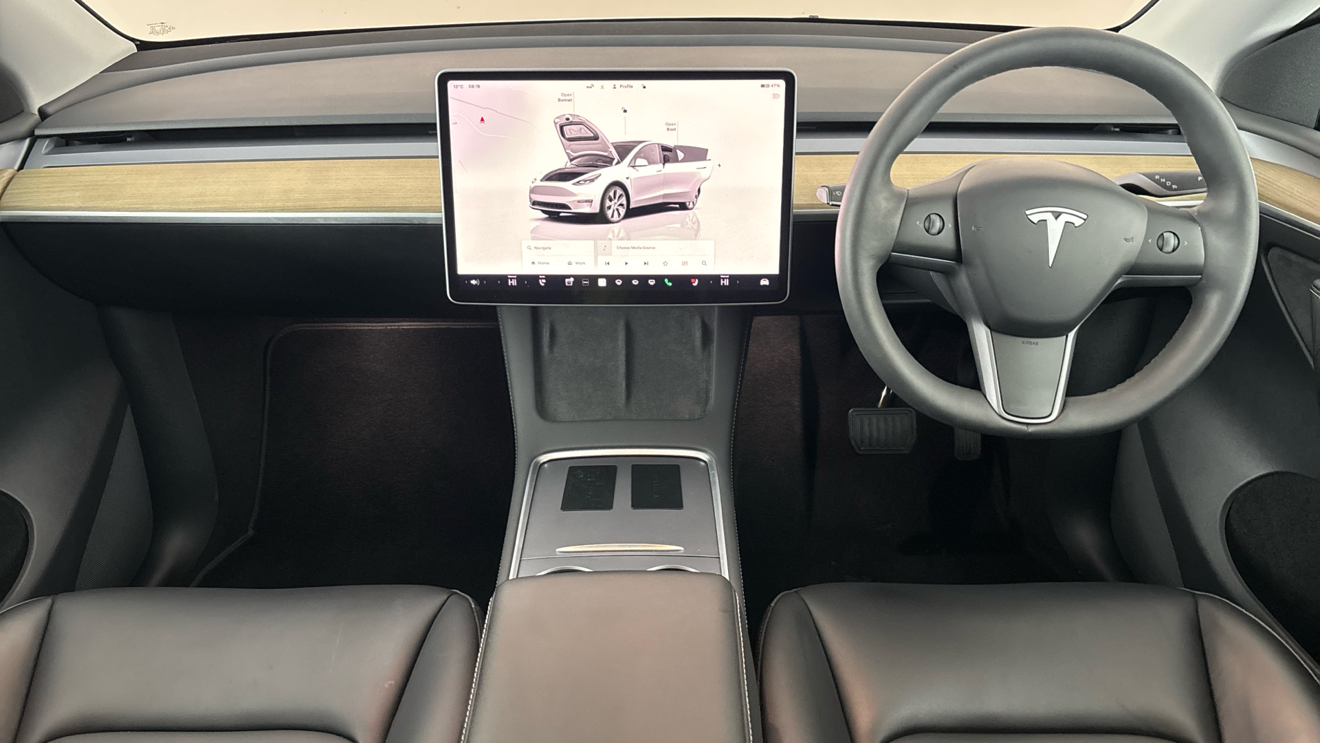 4020683 RWD 5dr Auto