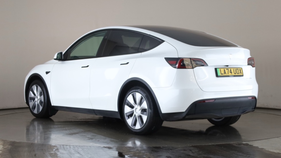 TESLA MODEL Y Image 3