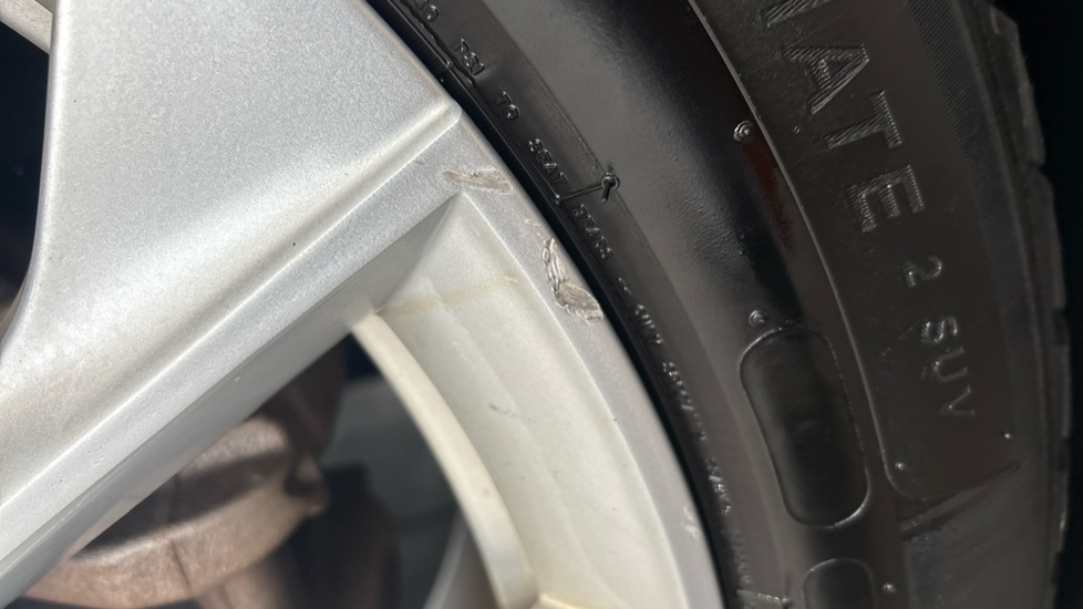 SKODA ENYAQ scuff
