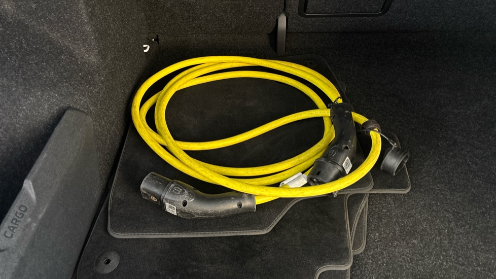 SKODA ENYAQ Image 22
