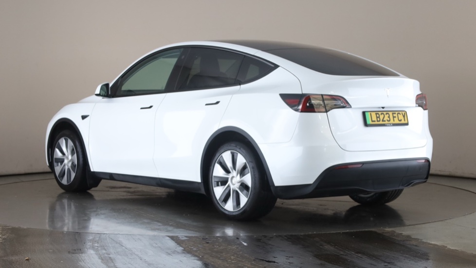 TESLA MODEL Y Image 3