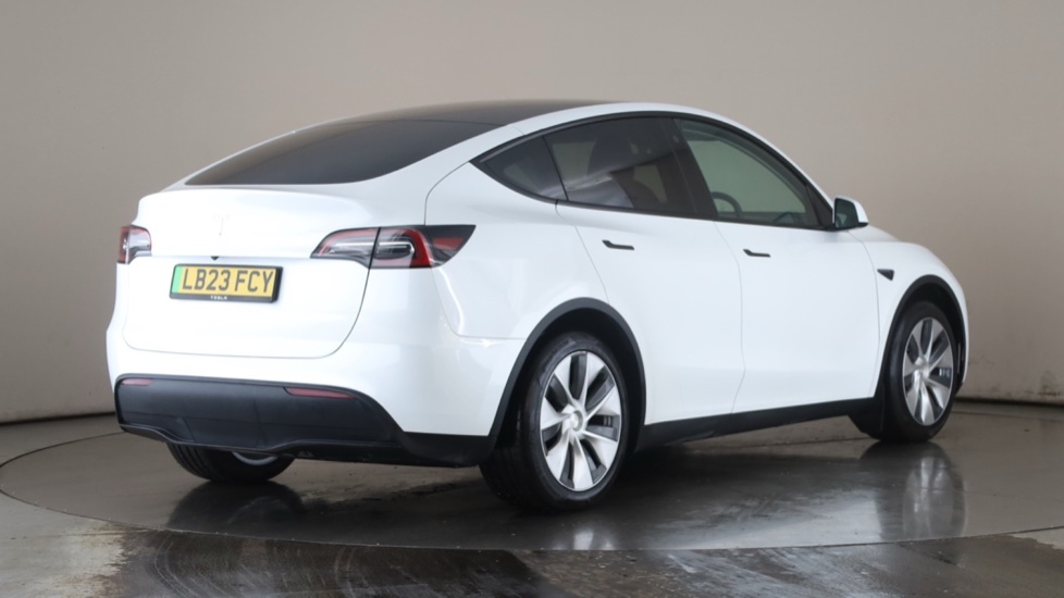 TESLA MODEL Y Image 5