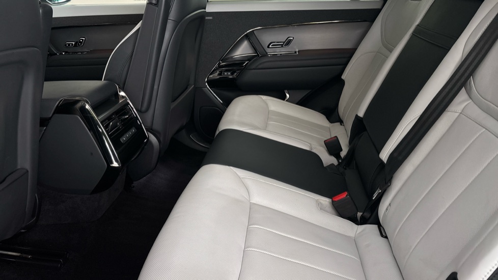 LAND ROVER RANGE ROVER SPORT Image 14