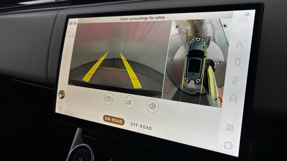 LAND ROVER RANGE ROVER SPORT reverse camera