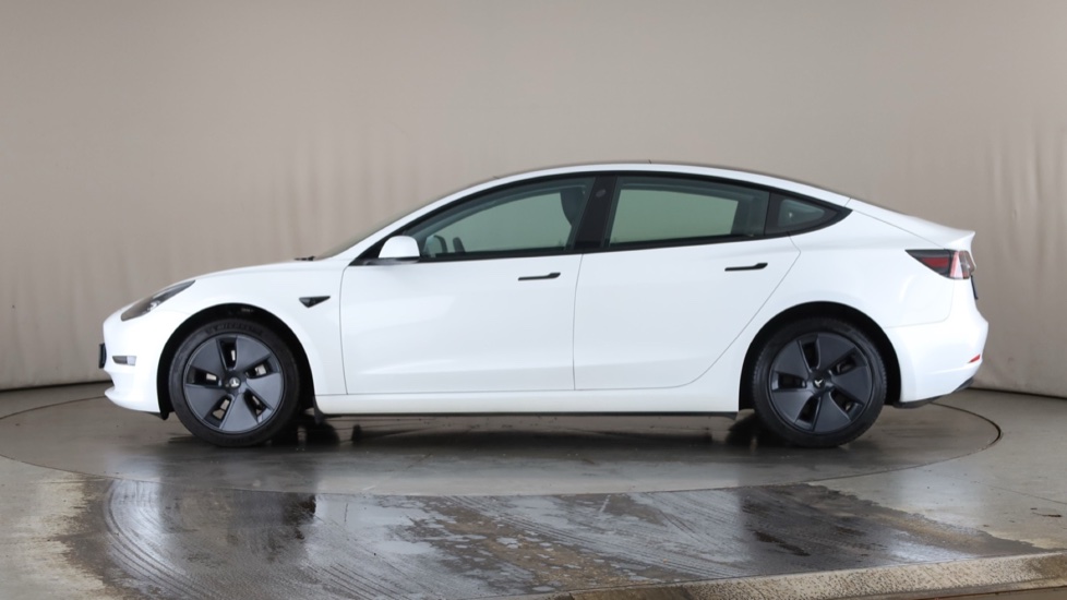 Tesla Model 3 Image 2
