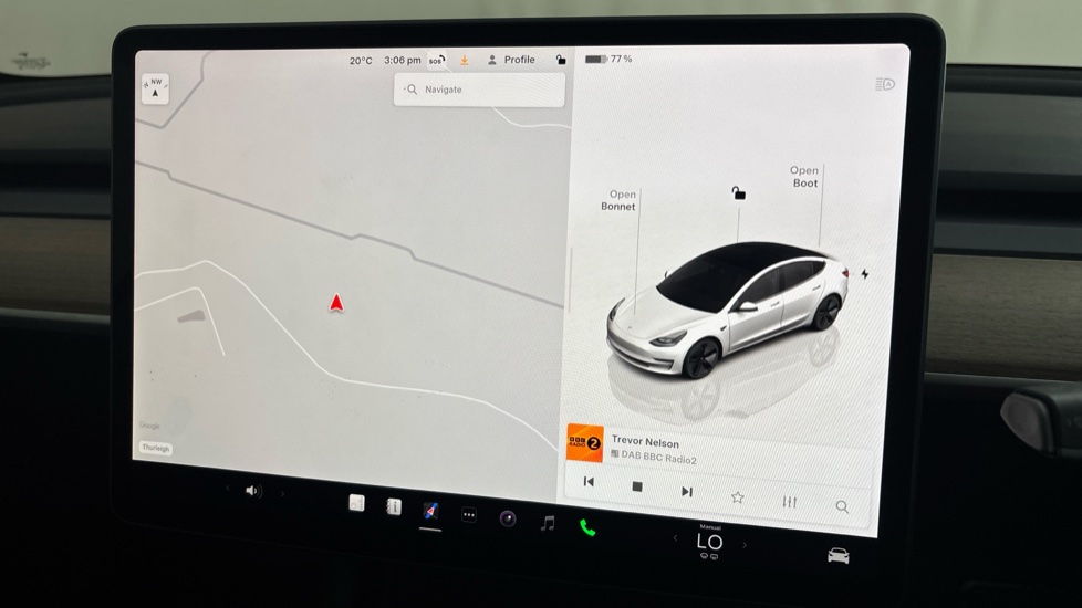 Tesla Model 3 Image 12