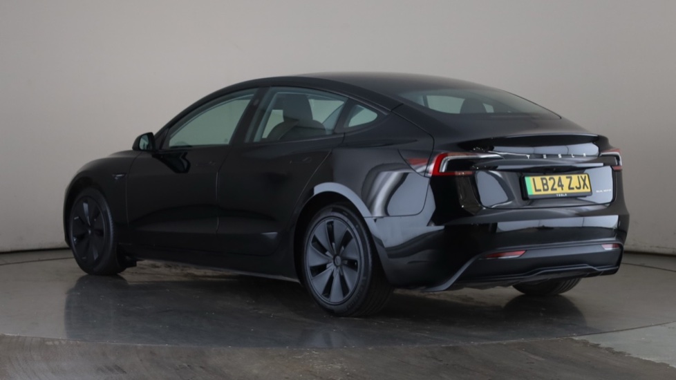 Tesla Model 3 Image 3