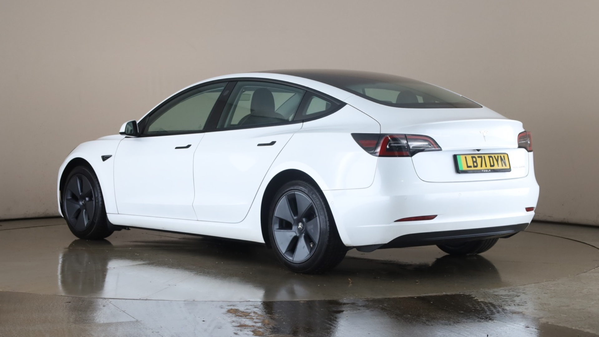 Long Range AWD 4dr Auto [2021]