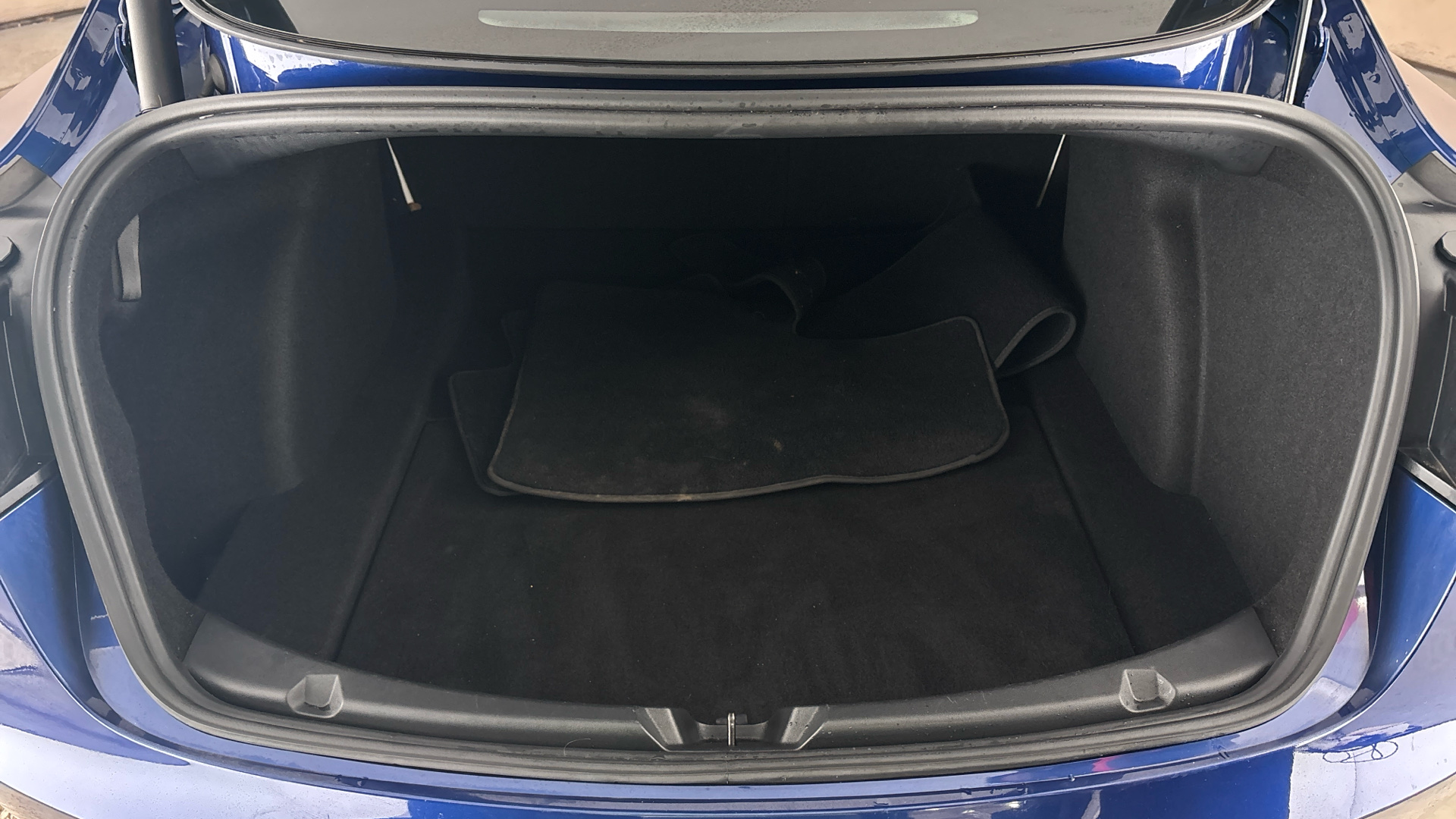 4027665 Performance AWD 4dr [Performance Upgrade] Auto