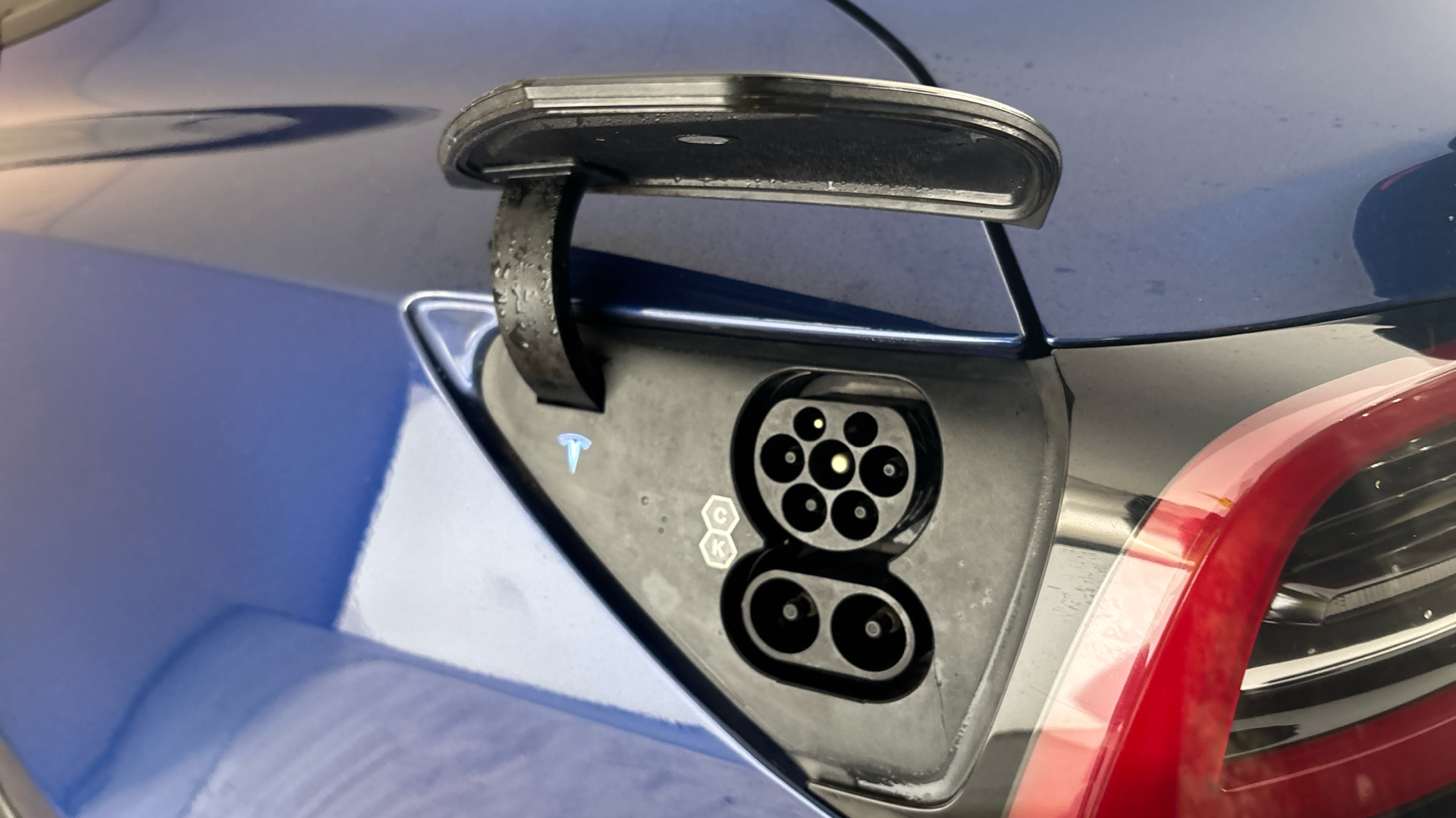 4027665 Performance AWD 4dr [Performance Upgrade] Auto